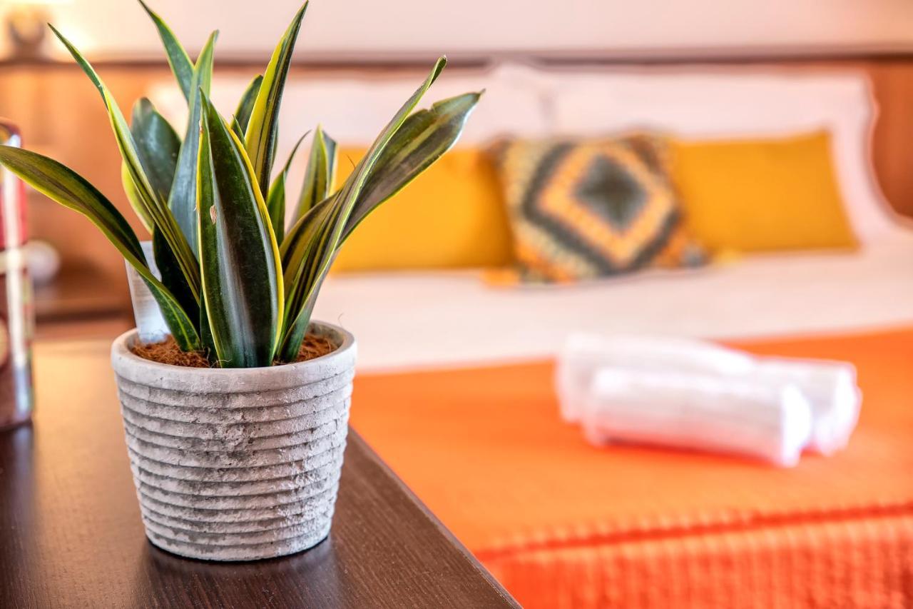 Karol Aparthotel