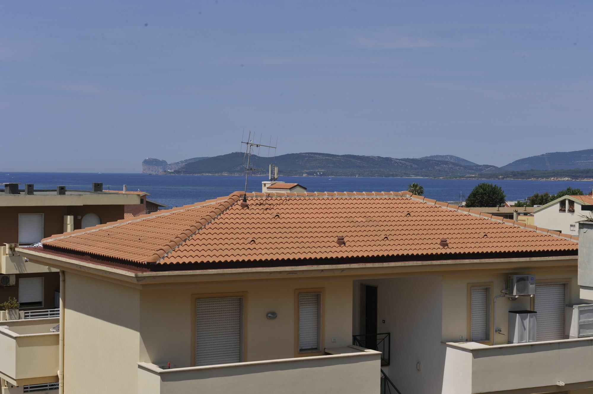 Karol Aparthotel